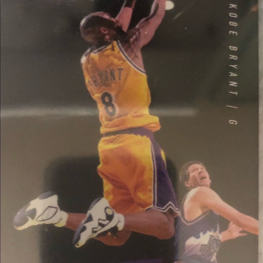 Three Rookies cards Kobe Bryant,Ja Morant, Tyler H